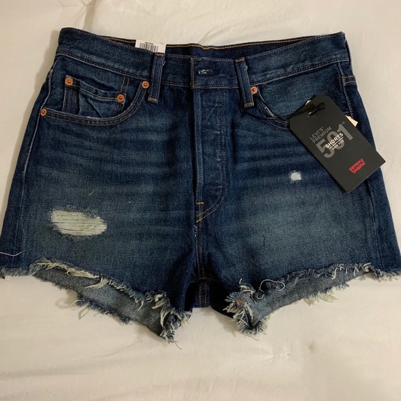 BRAND NEW ✨ Levi’s 501 High-Waisted Denim Short - Picture 3 of 5